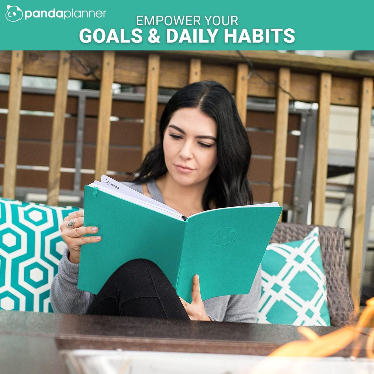 12-Month Weekly Planner: Master Your Busy Schedule, Stay Organized